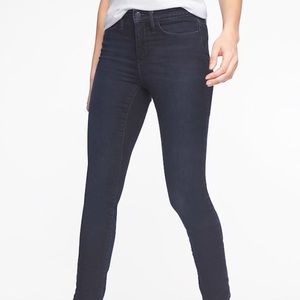 Athleta NWOT Sculptek Skinny Jeans Overdye Wash